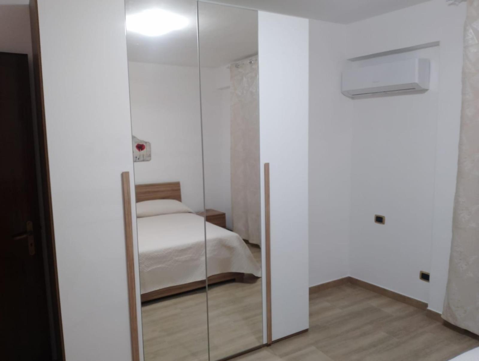 Myrema House - Near Fontanarossa Airport Catania Villa Kültér fotó